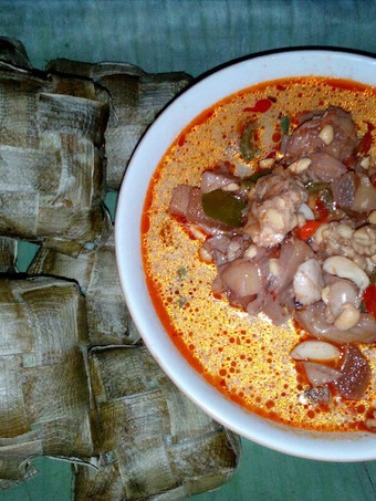 Bagaimana Menyiapkan Ketupat sayur Anti Gagal