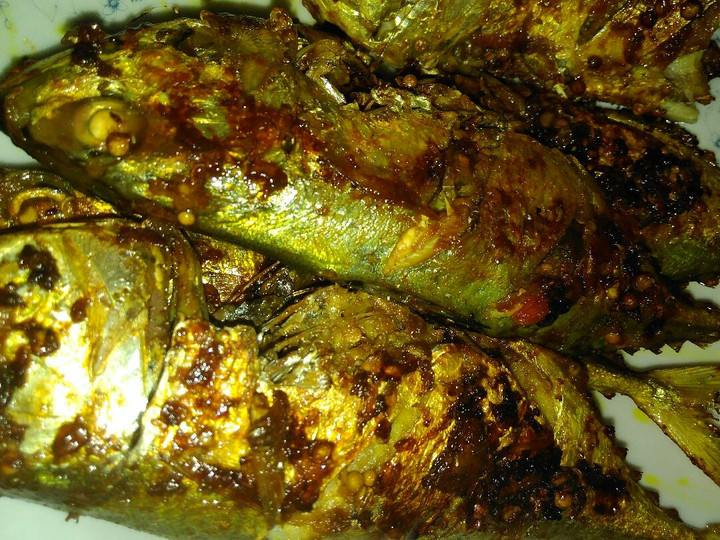 Resep Ikan kembung bakar sambal matah Menu Enak Dan Mudah Dibuat