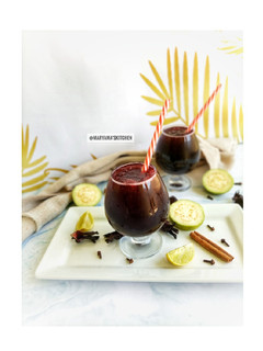 A picture of HIBISCUS&GUAVA JUICE.