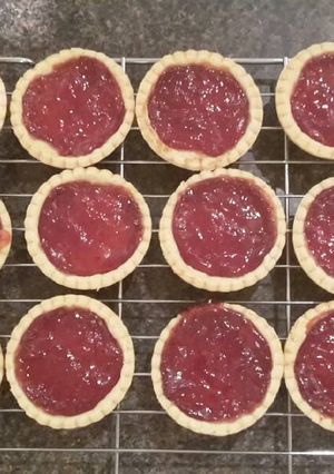 A picture of Jam Tarts.