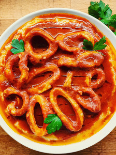 Foto di Polenta di mare con guazzetto di totani