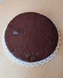 Torta oscura de pasas