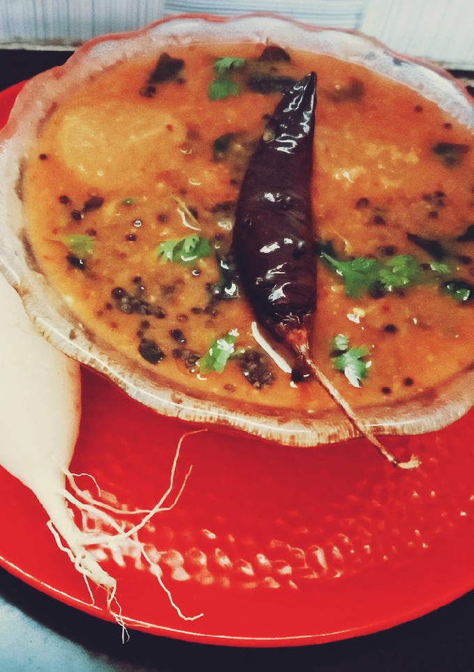 முள்ளங்கி கதம்ப சாம்பார். செய்முறை முக்கிய புகைப்படம்