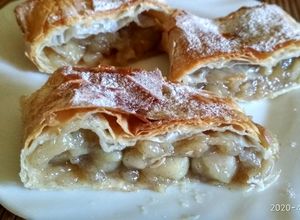 Almás rétes, bolti tésztából recept fotója