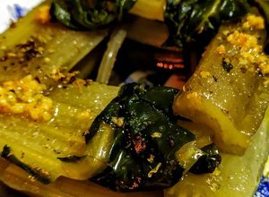 Una foto de ACELGAS🥬🥬Hervidas Con Aceite de Oliva y Ajo...!😋