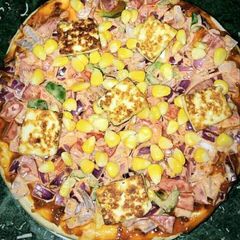 A picture of Paneer pizza.
