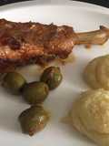 Muslo de pavo al horno con puré de papa