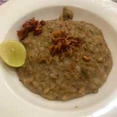 A picture of Bubur syurbah/bubur havermut.