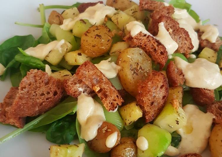 Manière simple pour faire Fait maison Salade césar végétarienne