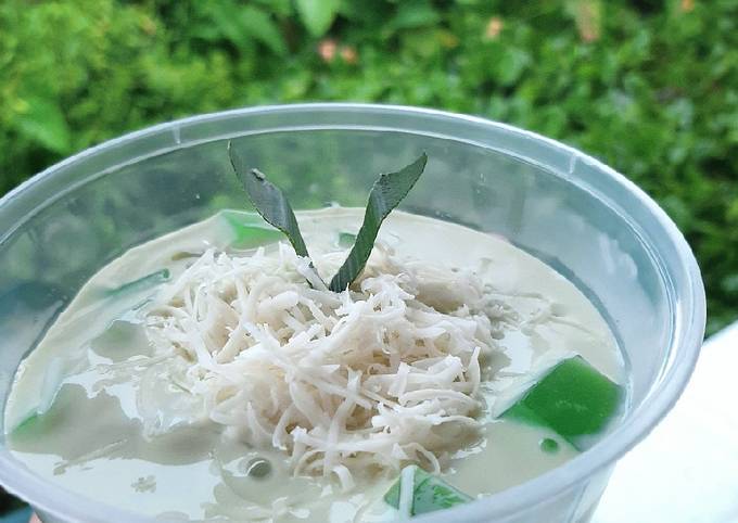 Bagaimana Menyiapkan Buko Pandan With Creamy Fla yang Enak