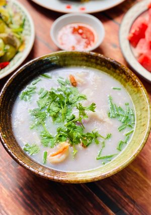 Hình của món Canh Khoai Mỡ Nấu Tôm.