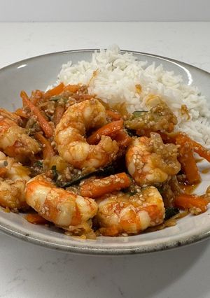 Una foto de Chop suey de gambón