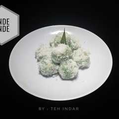 A picture of Onde onde/klepon/#siapramadhan.