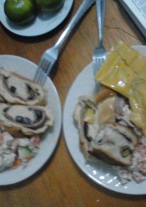 Una foto de Ensalada de pollo muy sencilla