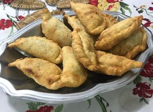 Una foto de Empanada de ciervo cortada a cuchillo (sin tantos condimentos)
