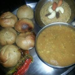 A picture of Daal baati churma.