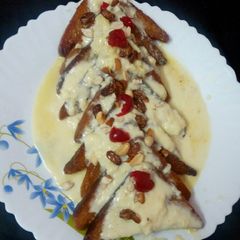 A picture of Shahi tukra.
