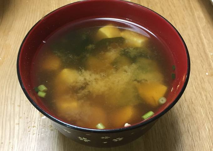 Step-by-Step Guide to Prepare Favorite Miso soup with Tofu and Wakame