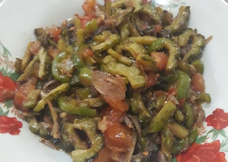 Resep: Di RumahPare nenek cabai gendot