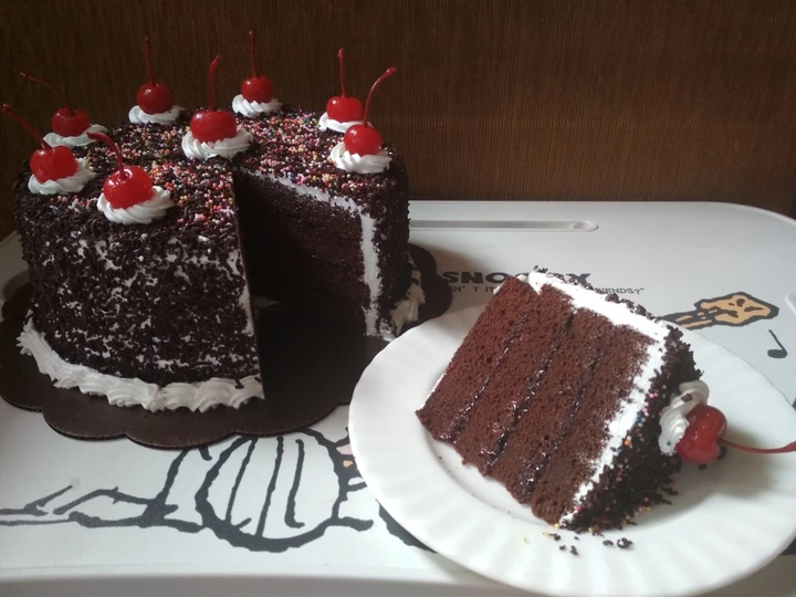 Cara Simple Menyiapkan Resep  Black Forest &amp;#34;Birthday Cake&amp;#34; yang Lezat Sekali, Enak
