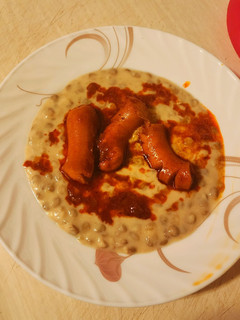 Lencsefőzelék sült virslivel recept fotója