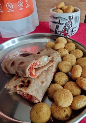 A picture of Cheesy roti.