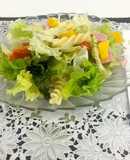 Ensalada con aderezo de durazno