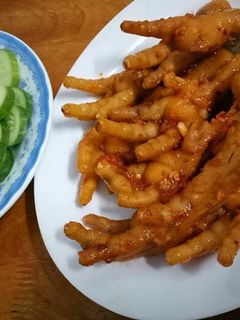 Hình của món Chân gà xào sate.