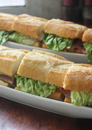 Foto principal de Bocadillo de jamón cocido