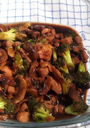Foto resep Ayam jamur brokoli soya souce