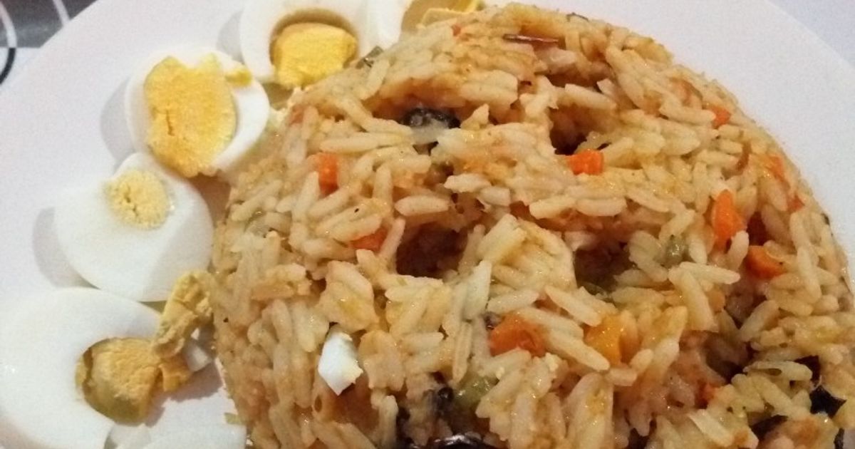 Native Oil Rice Native Oil Jollof Rice With Boiled Eggs Recipe by Charity Brian-Dappa ...