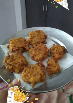 A picture of Mix Pakode.