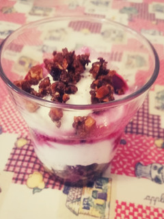 Foto di Semifreddo in bicchiere alle more
