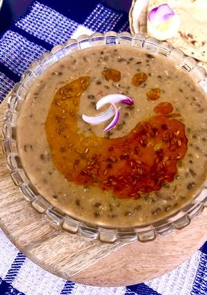A picture of Dal Makhani.