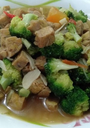 Foto resep Oseng Brokoli n Tempe