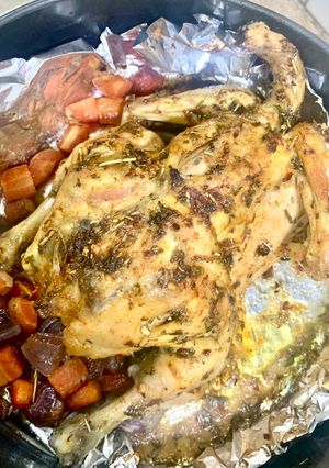 A picture of Herb honey roasted chicken.