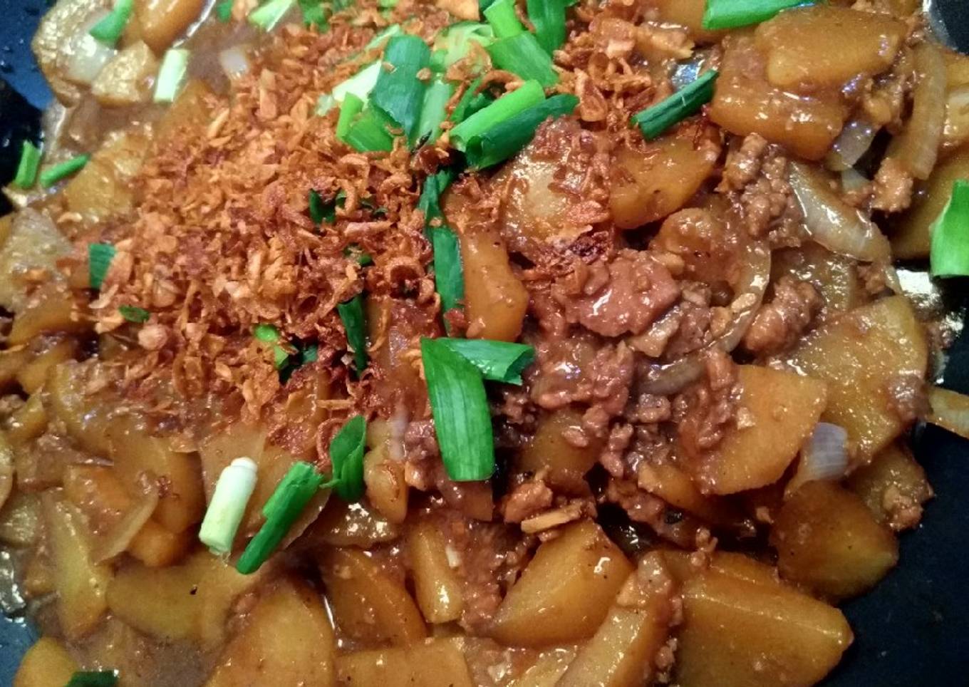 Babi Cincang masak Kentang Kecap
