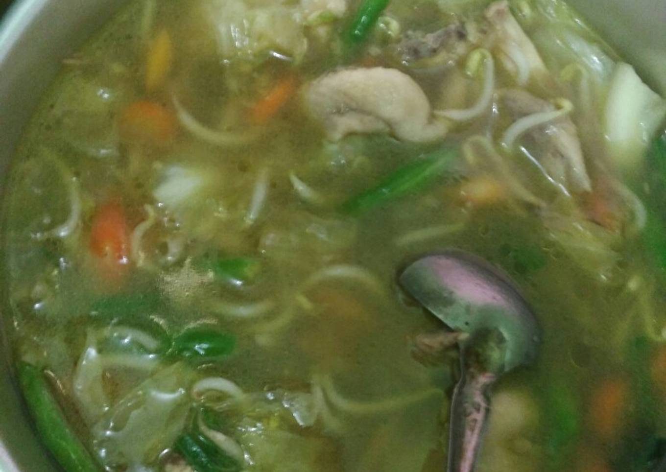 Sop ayam khas sragen/Solo