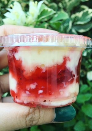 Foto resep Cheesecake Strawberry in a cup