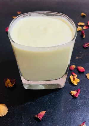 A picture of Avocado milkshake.
