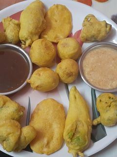 ભજીયા (Bhajiya Recipe In Gujarati) રેસીપી મુખ્ય ફોટો