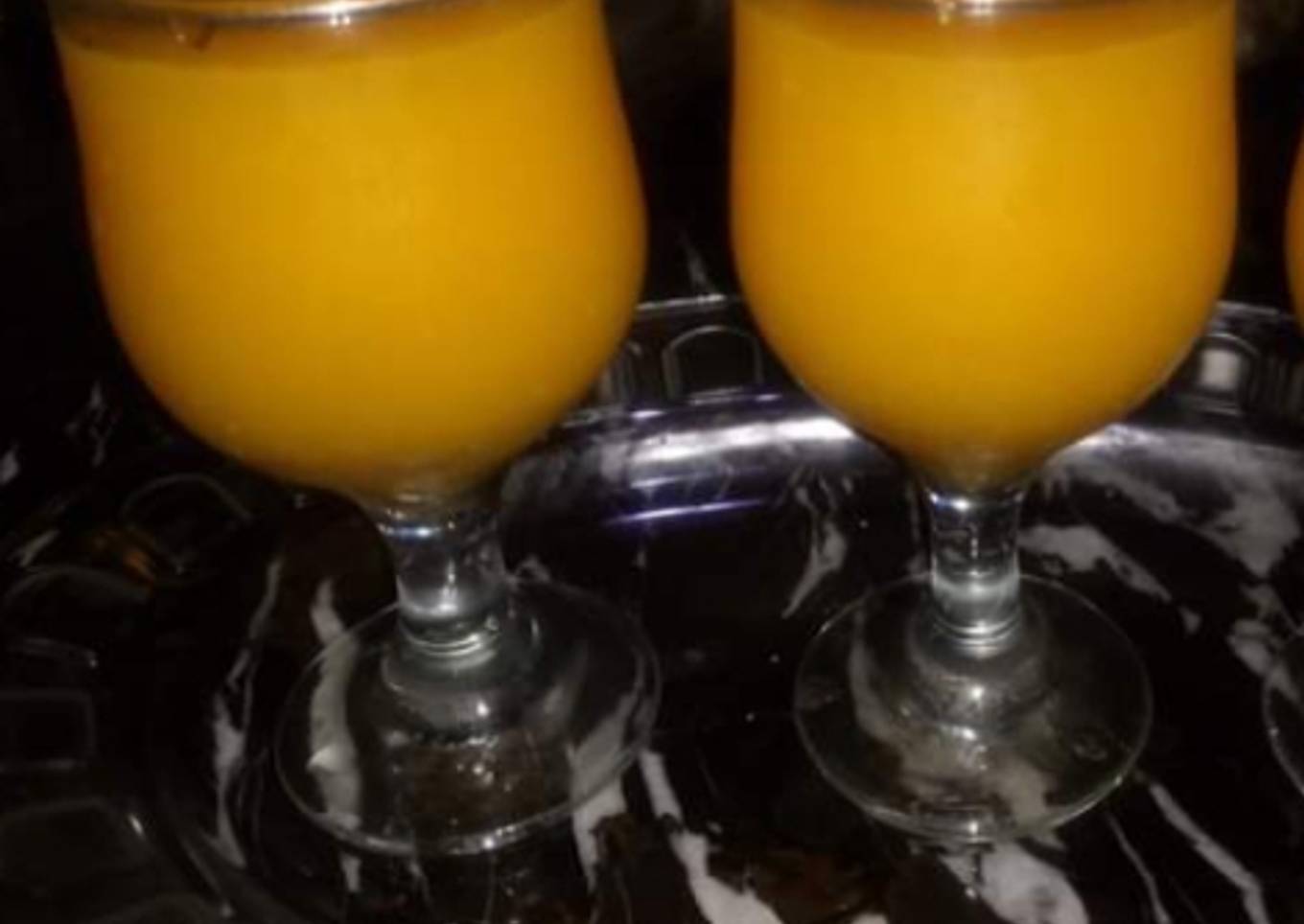 Mango milkshake