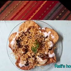 A picture of Papri chaat.
