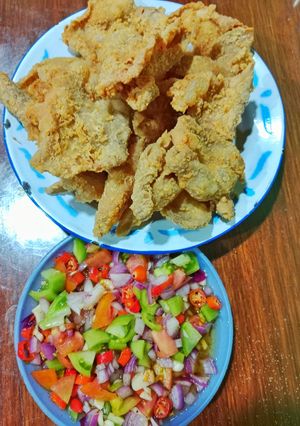 Foto resep Kulit Ayam Crispy Sambel Dabu