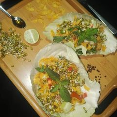 A picture of Cornflakes sprouts Salad.