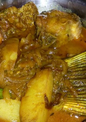 A picture of Fish curry.