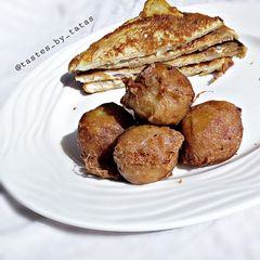 Sweet potato balls A picture of Sweet potato balls.