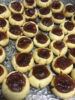 Una foto de Pepas con Membrillo o Dulce de Leche