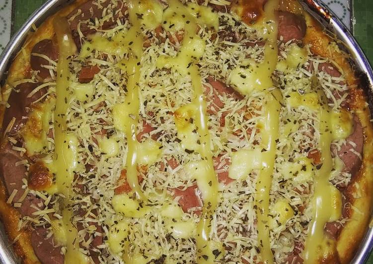 Pizza homemade full