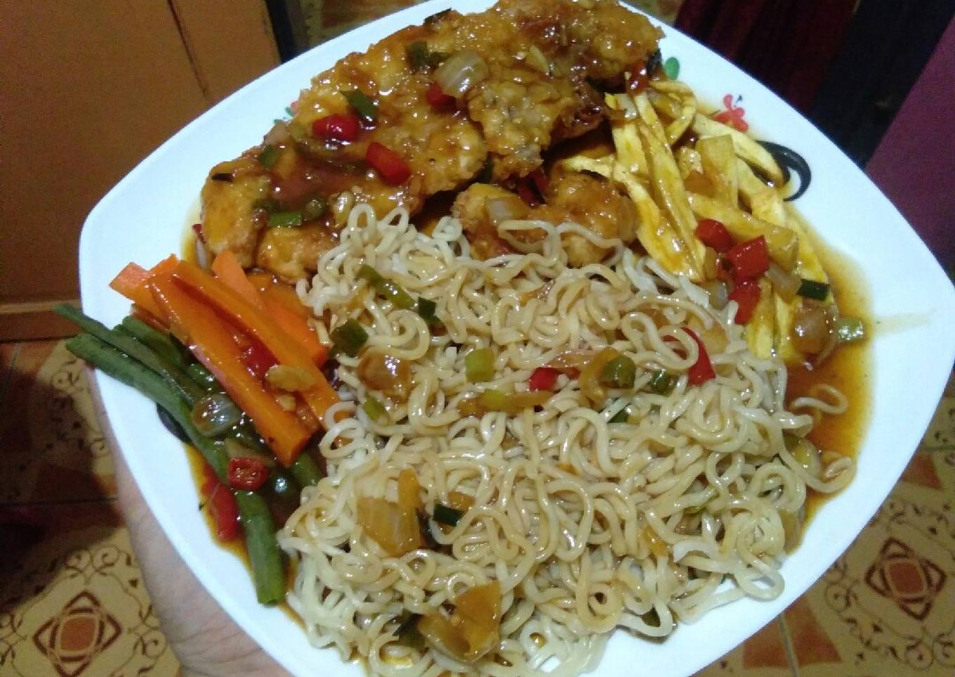 Mie & Chicken Steak Brown Sauce